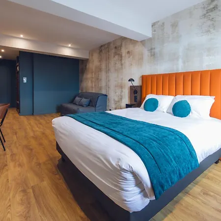 Hopper Hotel 3*