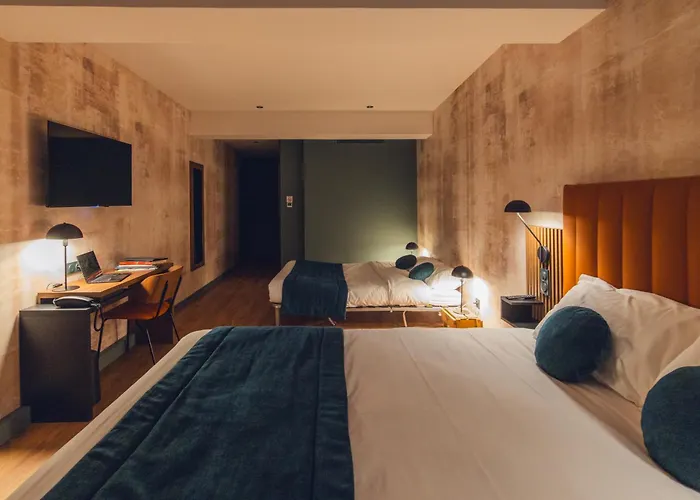 Hopper Hotel
